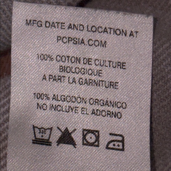 Patagonia Cream Tan Button Down Shirt - Picture 7 of 8